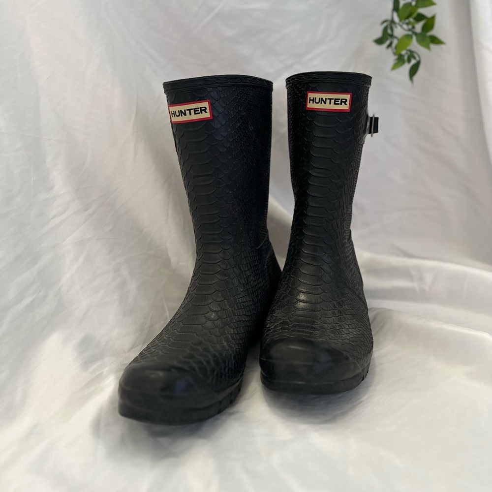 HUNTER Original Short Snake Print Boots